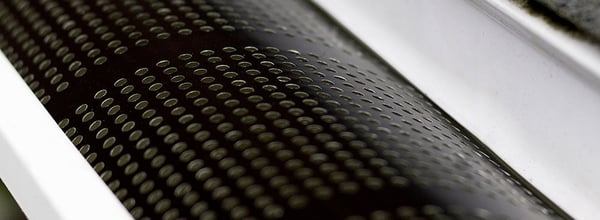 Perforation de gouttière vue de près