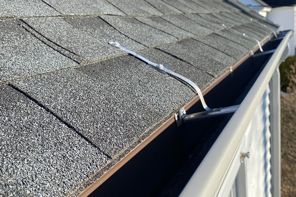 roof-hanged